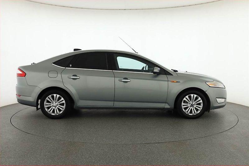 Ford Mondeo (2008) 1.8 TDCi, po STK - fotka 6 z 16