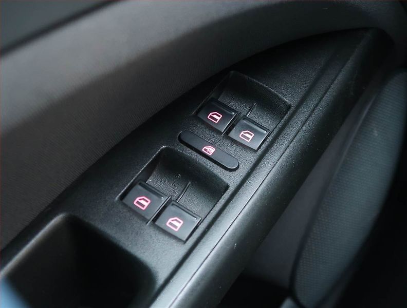 Seat Altea (2008) 1.4 TSI, jezdí výborně - fotka 14 z 15