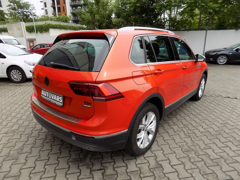 Volkswagen Tiguan (2016) 2.0 TDi 4x4 NOVÁ STK - fotka 7 z 12