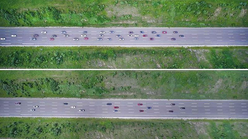 Srovnání schopností řidičů a adaptivního tempomatu v zácpě