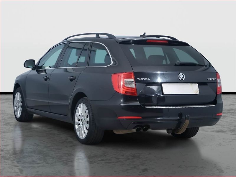 Škoda Superb (2014) Comfort 2.0 TDI, Automat - fotka 4 z 20