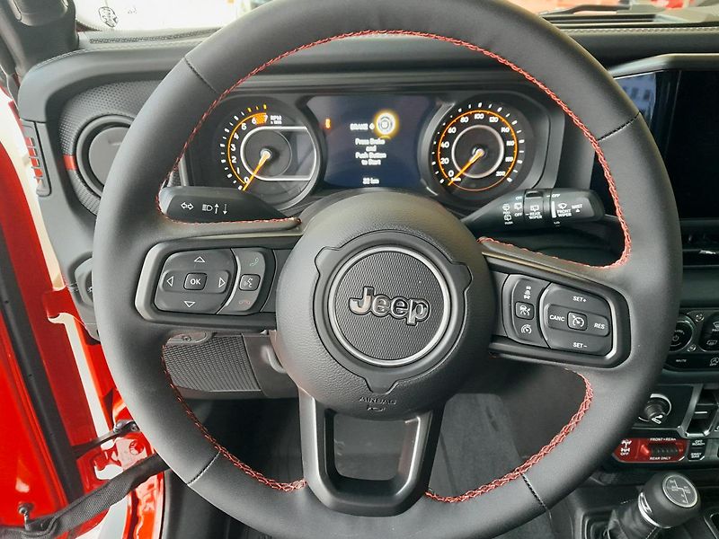 Jeep Wrangler (2024) Unlimited 2,0T  Rubicon ČR - fotka 28 z 44