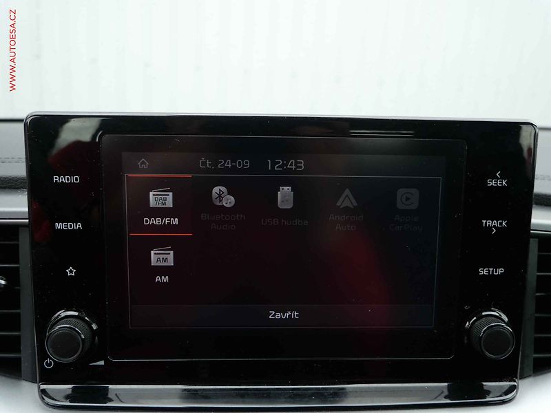 Kia Ceed (2024) 1.5 TGDi, 1.maj,ČR, AC - fotka 21 z 25