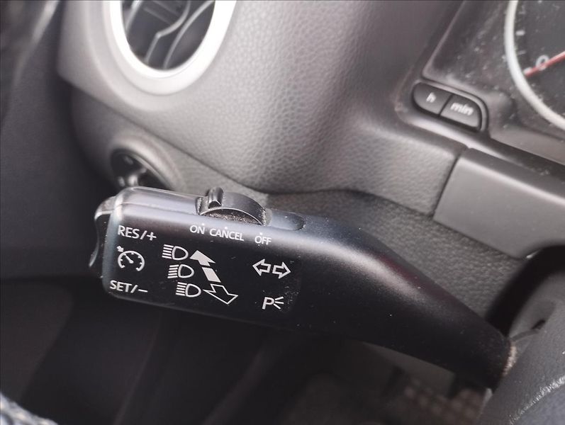 Volkswagen Tiguan 2,0 TDi 103KW 4X4 - fotka 12 z 18