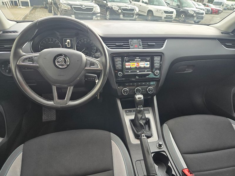 Škoda Octavia (2016) 2.0 TDI JOY Navi,TOP - fotka 13 z 19