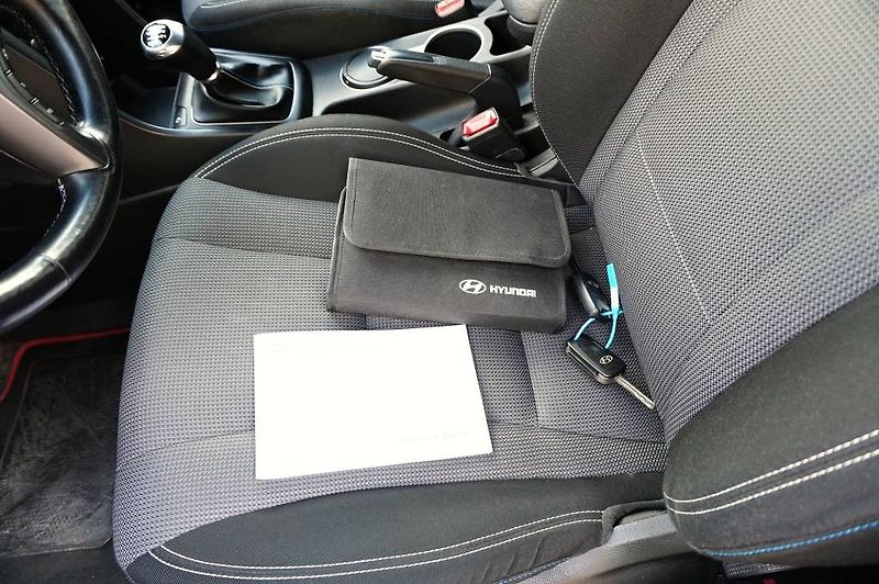 Hyundai i30 (2016) CZECH GO! 1,6 GDI 99 kW - fotka 36 z 44