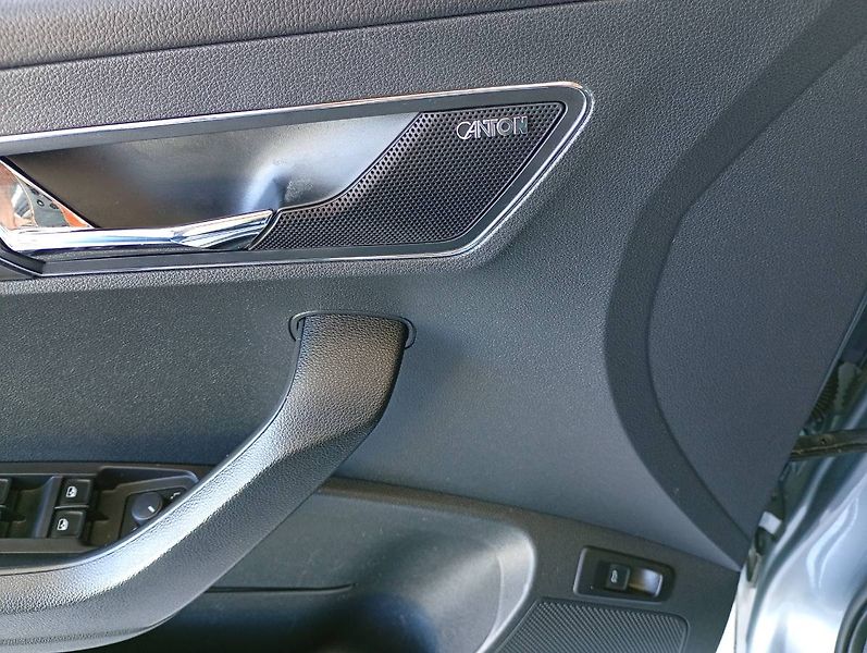Škoda Karoq (2021) 1.5 TSI Style DSG PANORAMA LED - fotka 9 z 35