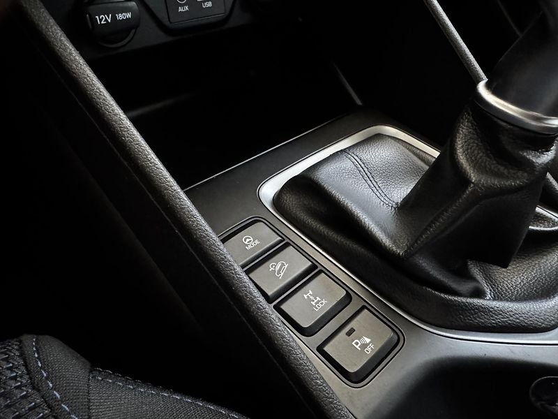 Hyundai Tucson (2018) 1.6 T-GDI 4x4 Trikolor - fotka 15 z 23