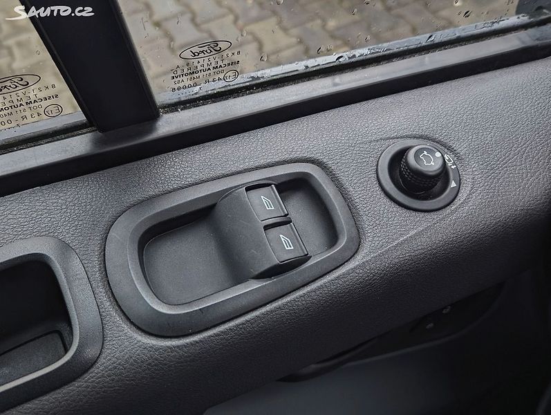 Ford Transit Custom 2.0 EcoBlue 96kW, NEZ. TOPENÍ - fotka 20 z 23
