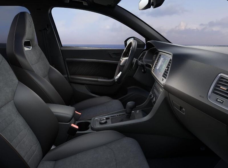 Cupra Ateca 2.0TSI 140kW DSG 4WD - fotka 12 z 12