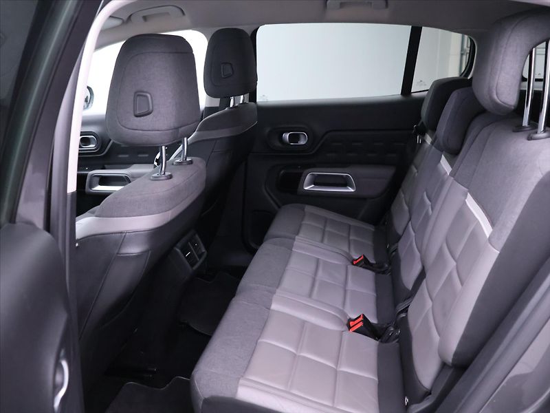 Citroën C5 Aircross 1,2 PureTech Navi R.Kam. - fotka 15 z 32