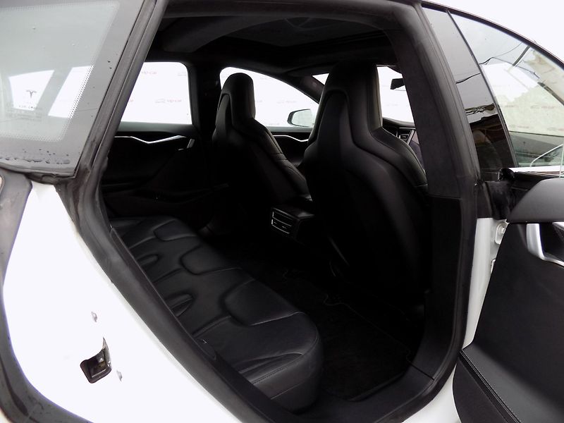 Tesla Model S (2016) P90D-780PS Nabíjení zdarma - fotka 21 z 50