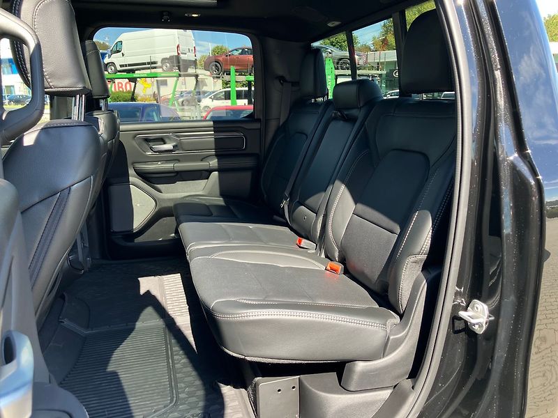 Dodge RAM (2025) 3.0 I6 426k REBEL PREMIUM EDIT - fotka 44 z 77