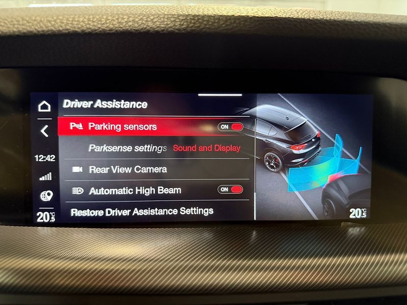 Alfa Romeo Stelvio (2023) 2.2 210 HP Veloce 8AT Q4 - fotka 18 z 32