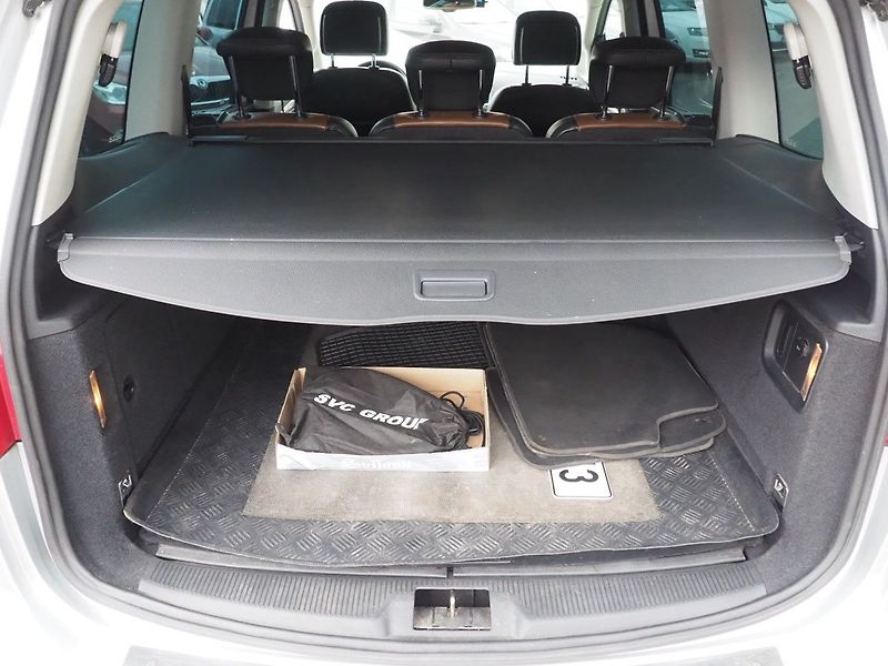 Seat Alhambra (2013) 2.0TDI, 130 kW,  7 Míst, Tažné - fotka 12 z 42