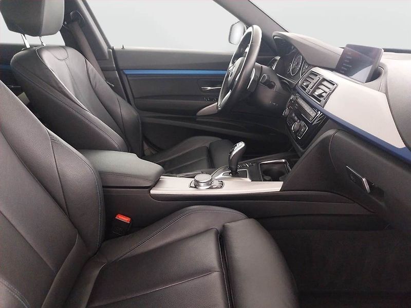 BMW Řada 3 (2018) M Sport 320d xDrive GT, 4X4 - fotka 9 z 24