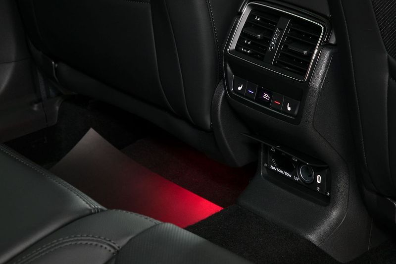 Škoda Kodiaq 2.0TDI 147kW 4x4 L&K Tažné DCC - fotka 25 z 45
