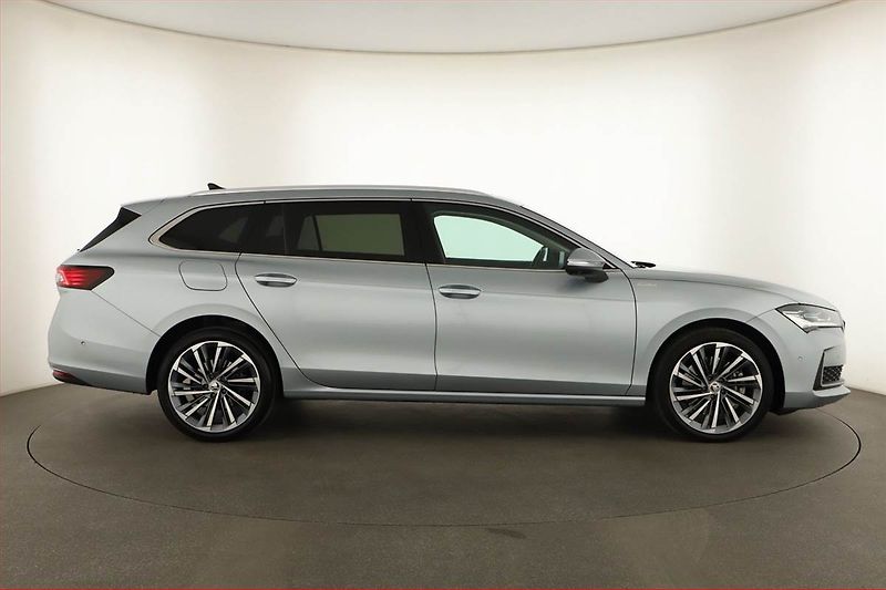 Škoda Superb (2024) 2.0 TDI - fotka 6 z 20