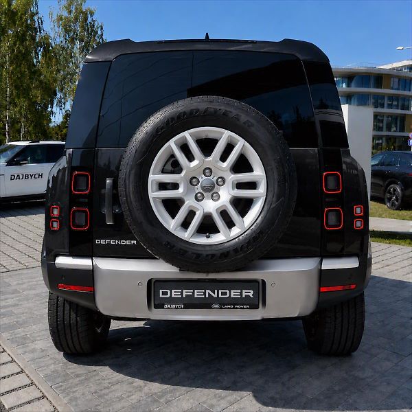 Land Rover Defender (2026) 110 D200 S - fotka 4 z 27