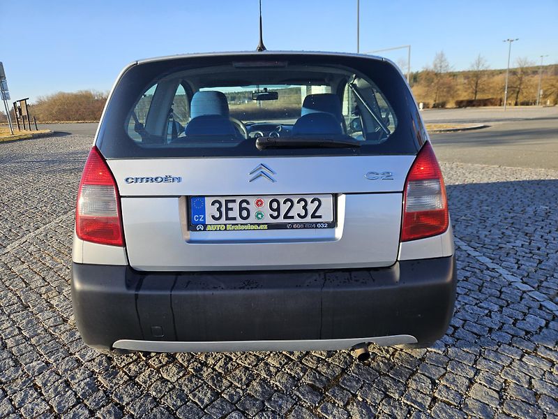 Citroën C2 (2006) 1.4HDI MOŽNÉ SPLÁTKY  - fotka 7 z 18