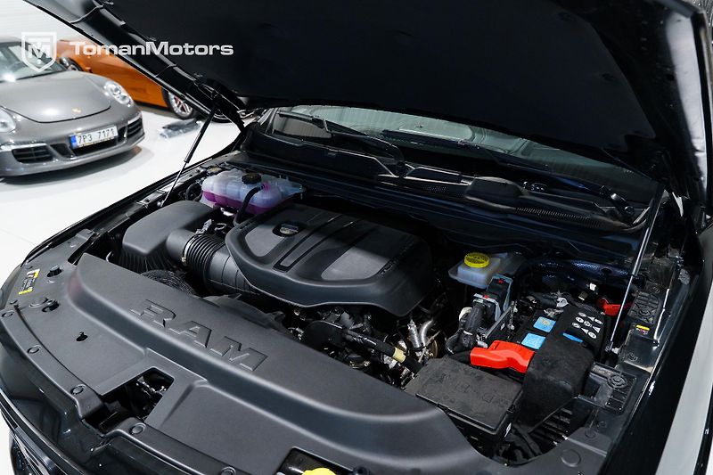 RAM 1500 (2025) Laramie Hurricane RAMBOX, ČR - fotka 28 z 28