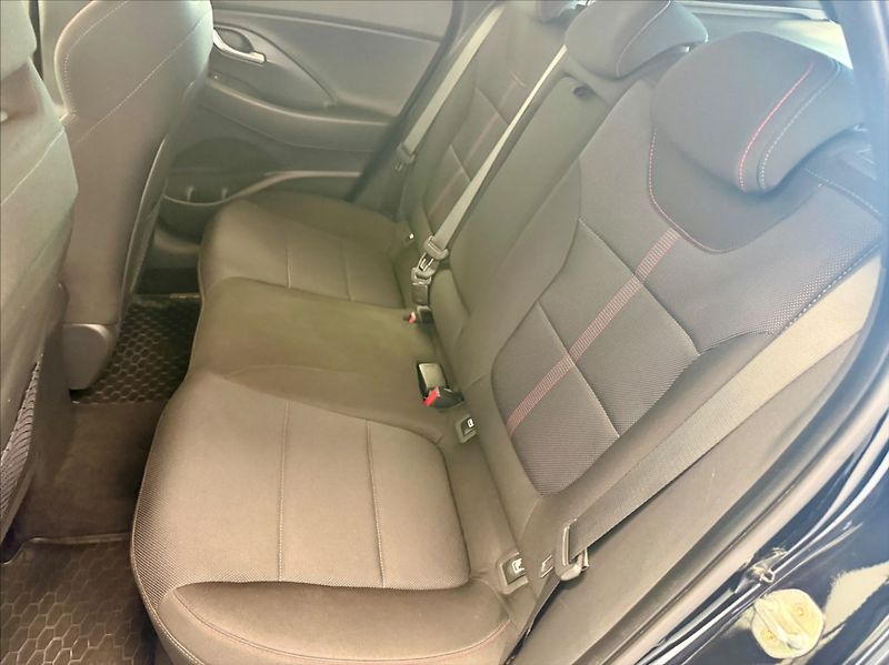 Hyundai i30 1,0 TGDI NLINE NAVIGACE - fotka 15 z 17