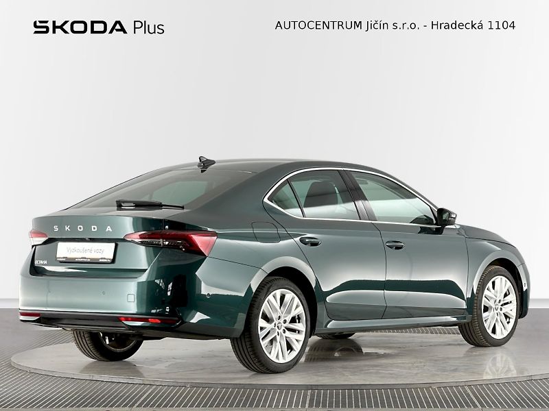 Škoda Octavia (2025) DSG 2.0TDI 110kW Top Selection - fotka 2 z 31
