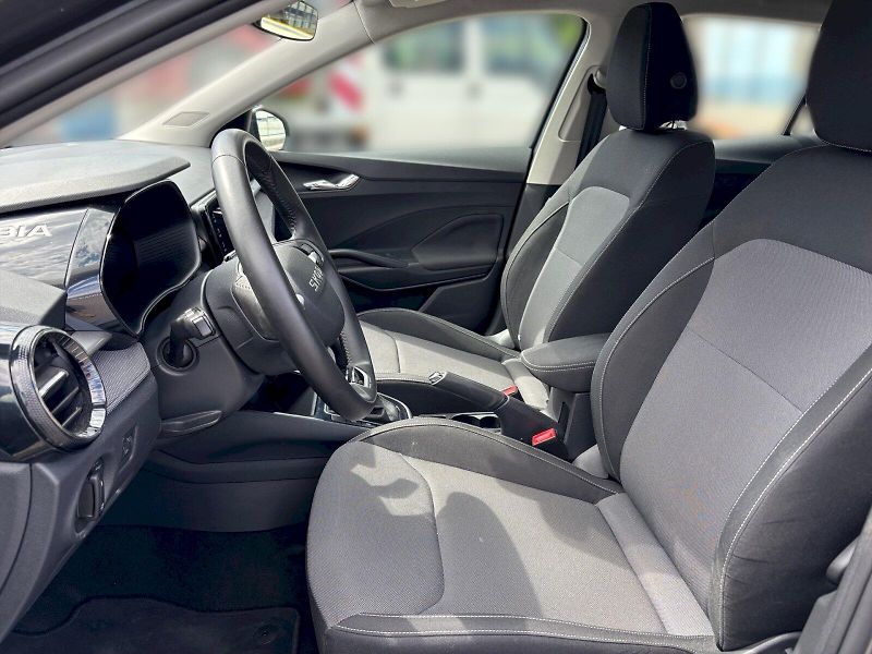 Škoda Fabia (2025) Selection 1.0 MPI 59 kw - fotka 10 z 27