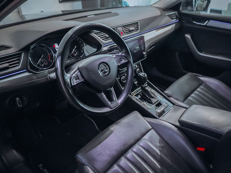 Škoda Superb 2.0TDI, Style DSG 110 kW - fotka 7 z 32