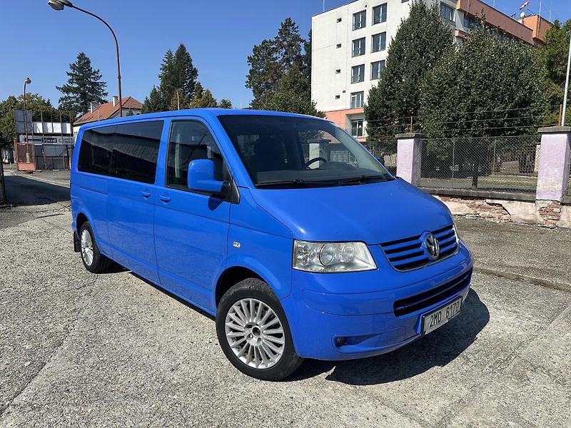 Volkswagen Caravelle (2005) 2.5 TDI 128kw 4x4 8 míst - fotografie inzerátu