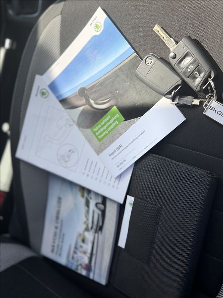Škoda Rapid 1,0 TSI 70kW 50TKm! NOVÉ V ČR - fotka 25 z 26