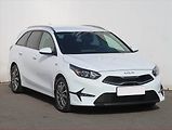 Kia Ceed (2023) 1.5 T-GDI, ČR,1.maj - náhled 1