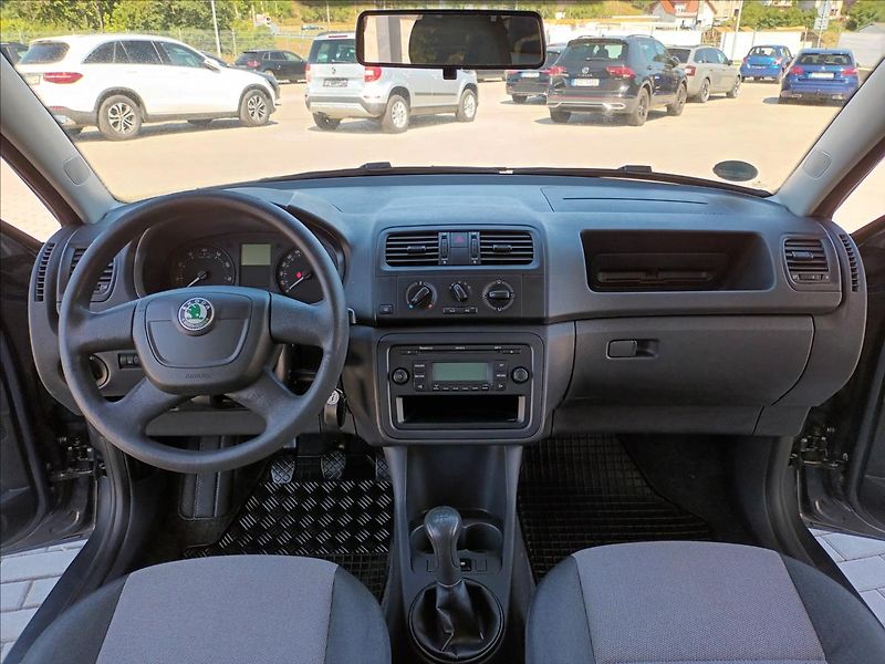 Škoda Fabia 1,4 16V,63KW,KLIMA,PO SERVISU - fotka 13 z 31