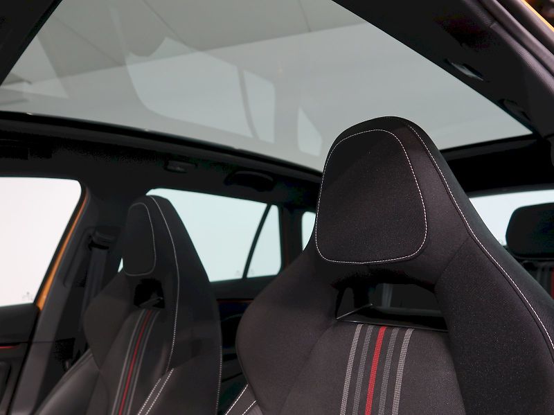 Škoda Kamiq (2026) MONTE CARLO 1.5TSI 110KW DSG P - fotka 15 z 38