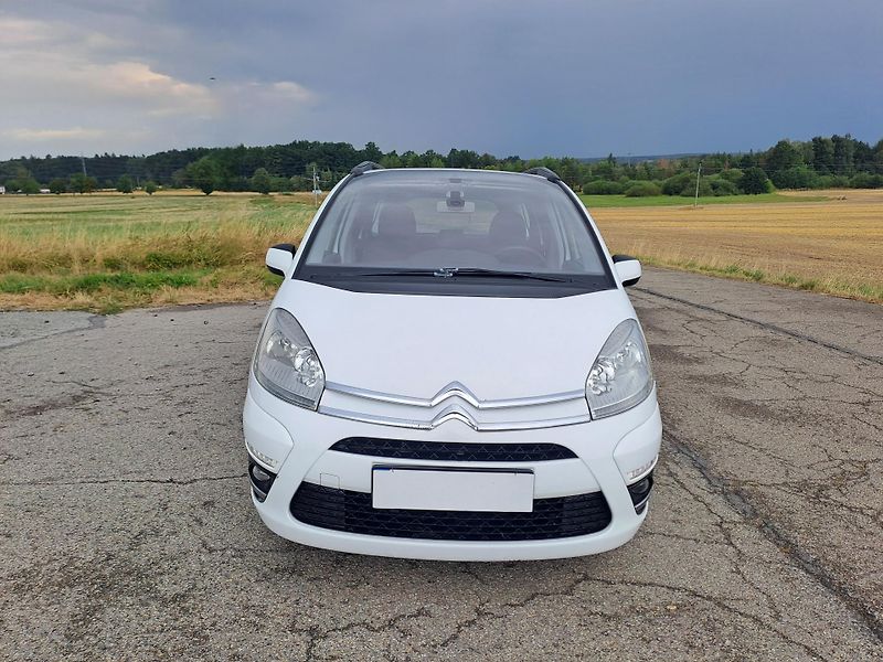 Citroën Grand C4 Picasso (2011) 1.6 HDi 7 MÍST - fotka 2 z 31
