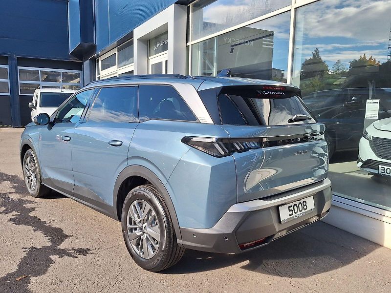 Peugeot 5008 (2026) BUSINESS Hybrid 145 e-DCS6 - fotka 4 z 22