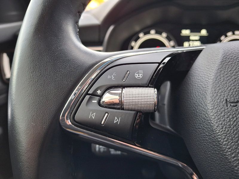 Škoda Kamiq (2023) Style 1,0TSi 81kW - fotka 27 z 35