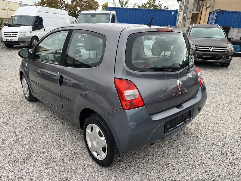 Renault Twingo (2009) 1.2i 56kw 1.Majitel - fotka 5 z 20