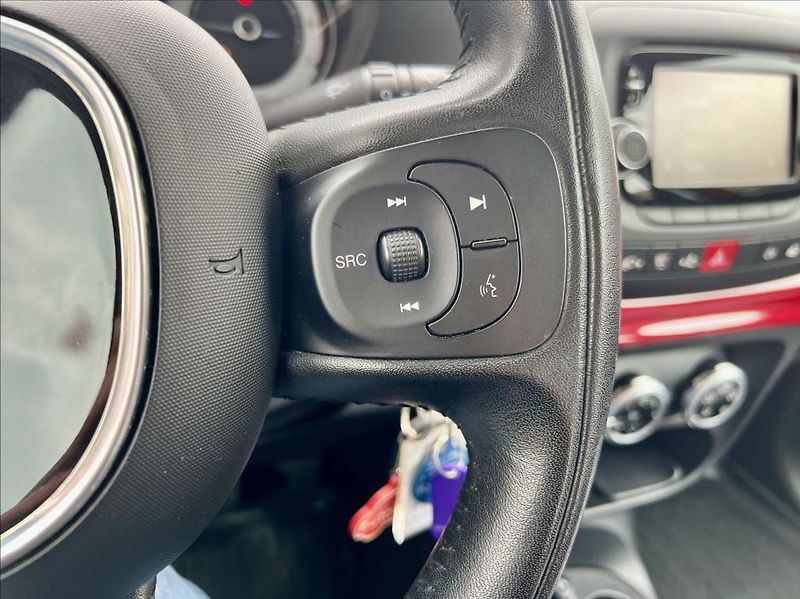 Fiat 500L 1,6 JTD  LIVING - klima -ALU - fotka 25 z 36