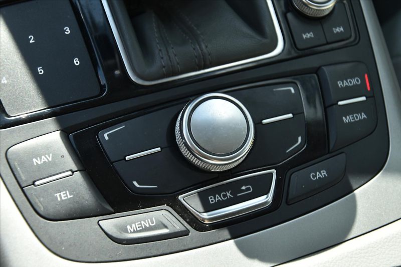 Audi A6 3.0 TDI 180kW QUATTRO ČR - fotka 20 z 30