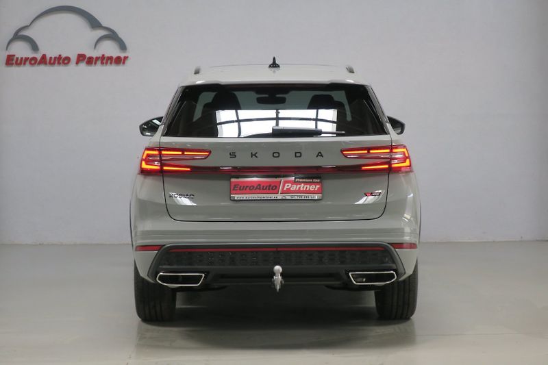 Škoda Kodiaq (2026) RS 2.0 TSI 195 kW PANO+Nez.Top - fotka 3 z 44