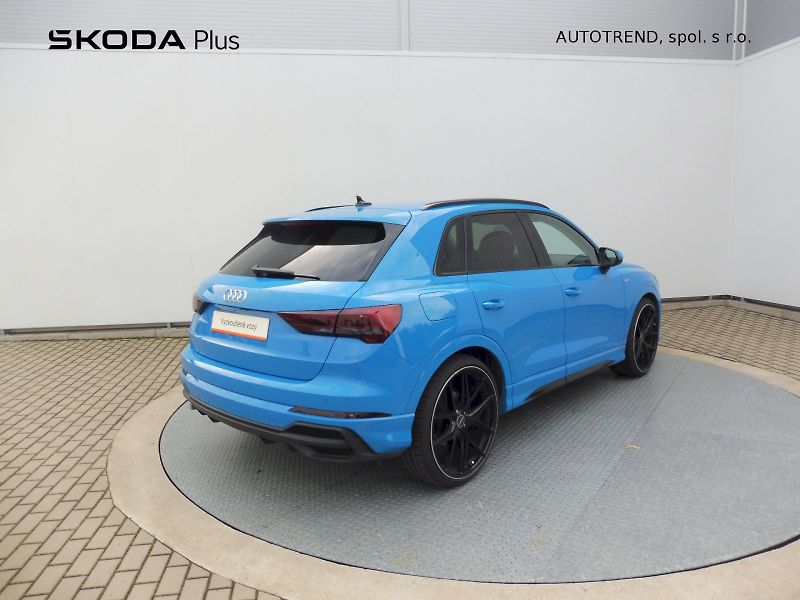 Audi Q3 (2023) 35 TFSI 110kW S-tronic, S-line - fotka 2 z 26