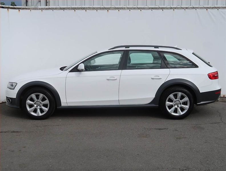 Audi A4 Allroad (2015) 2.0 TDI, 4X4, Serv.kniha - fotka 3 z 21