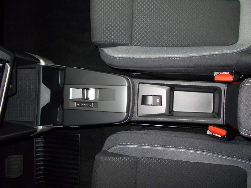 Opel Frontera (2026) GS Hybrid 1.2 TURBO (107kW/145 - fotka 17 z 31