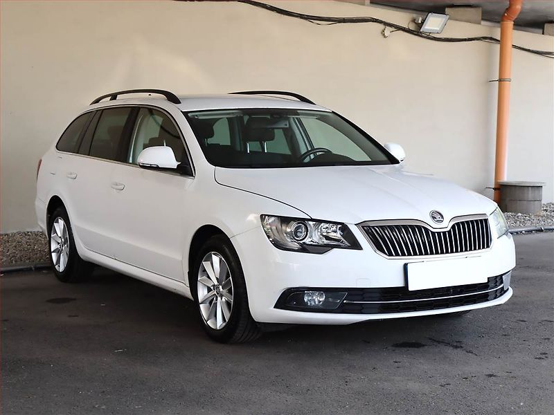 Škoda Superb (2014) Ambition 2.0 TDI, Automat - fotografie inzerátu