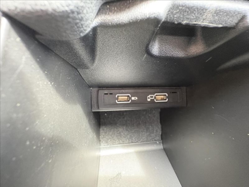 Mercedes-Benz CLA 2,2 220d 130kW,Bi-Xen,Kamera - fotka 21 z 35