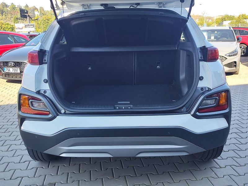 Hyundai Kona 1.6 GDI/104kW Mystic Lime DCT - fotka 9 z 33