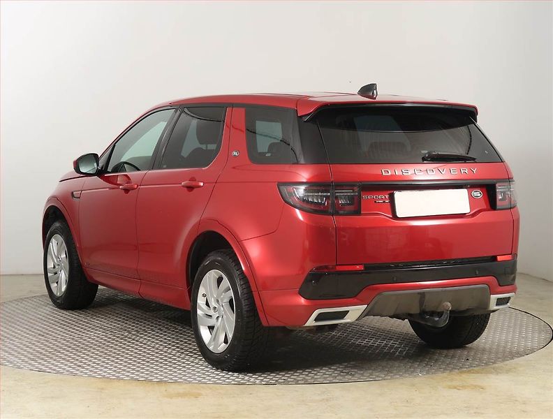Land Rover Discovery Sport (2020) R-Dynamic SE D180 - fotka 4 z 23