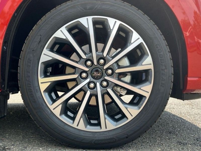 Ford Tourneo Custom 2.0i,171KW,CZ,DPH,1.MAJ - fotka 14 z 30