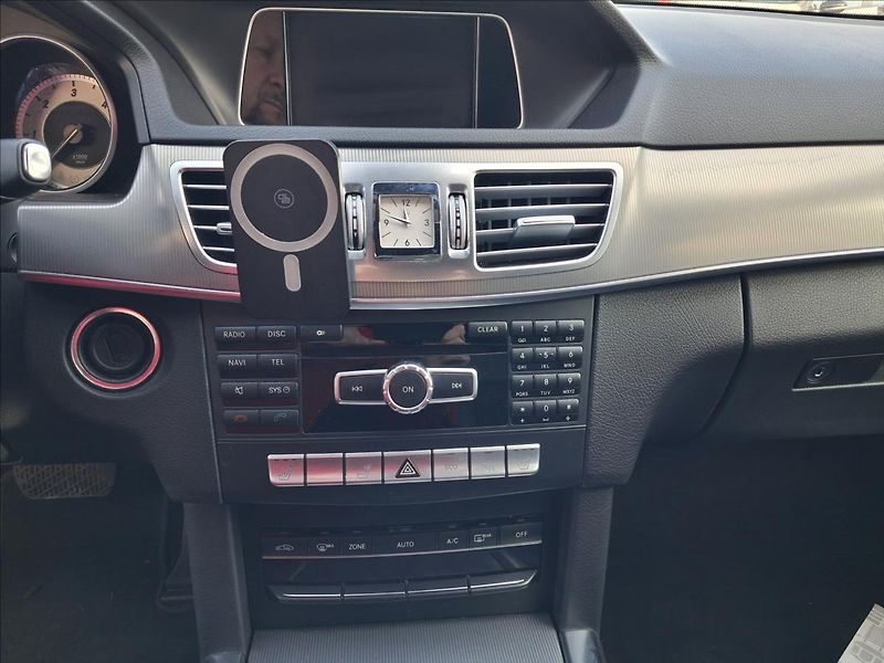 Mercedes-Benz Třídy E 2,1 2.2,220 Bluetec,po servisu - fotka 15 z 16